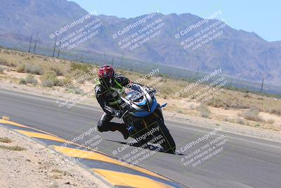 media/Sep-25-2023-Moto Forza (Mon) [[81ffa65e0a]]/B-C Group/Session 3 (Turn 16 Inside)/